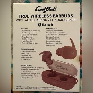 Coolpads True Wireless Magenta Earbuds WITH AUTO PAIRING / CHARGING CASE NIB